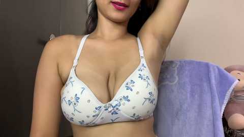 riya_stream @ stripchat on 20241114