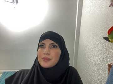 gumusguray @ stripchat on 20241115