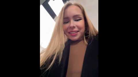 mur_girl @ stripchat on 20241116