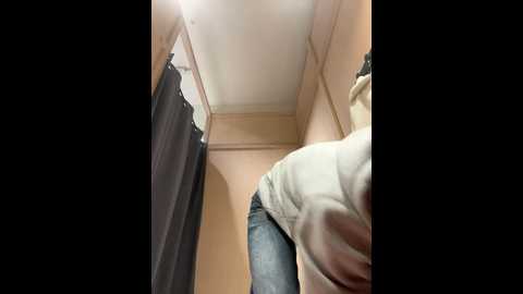 lia__love @ stripchat on 20241118