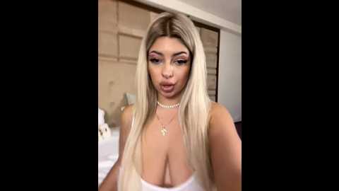 yaramoon_ @ stripchat on 20241118