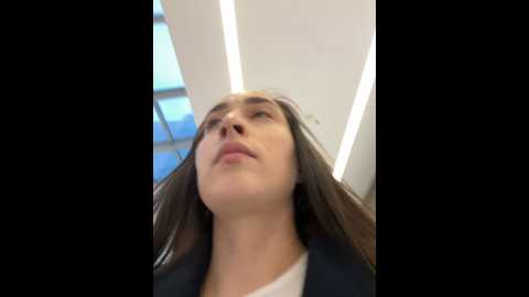 holly_play @ stripchat on 20241120