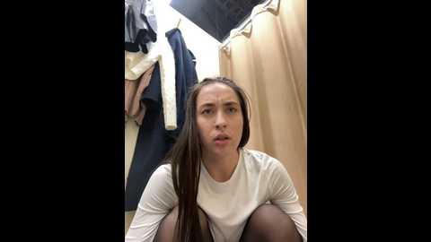 holly_play @ stripchat on 20241120