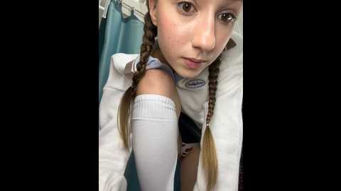 lia__love @ stripchat on 20241120