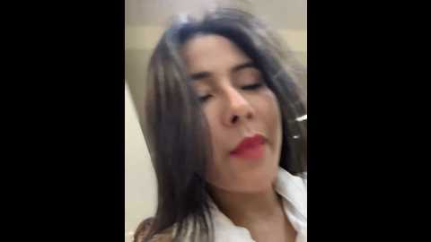 missvogue_010 @ stripchat on 20241120