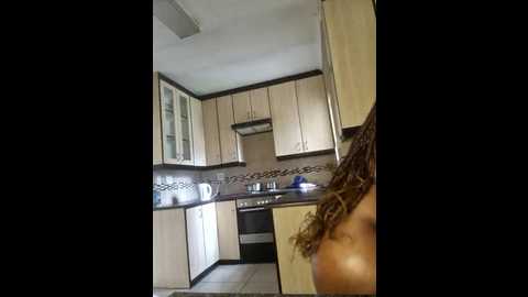 bustygoddess32 @ stripchat on 20241122