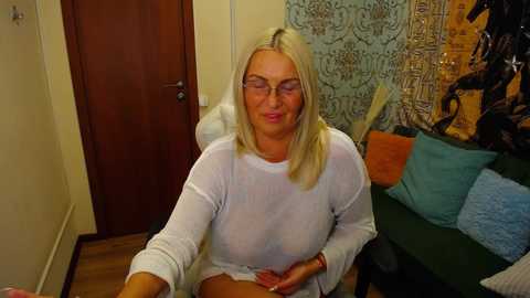 scarlett_mai @ stripchat on 20241122