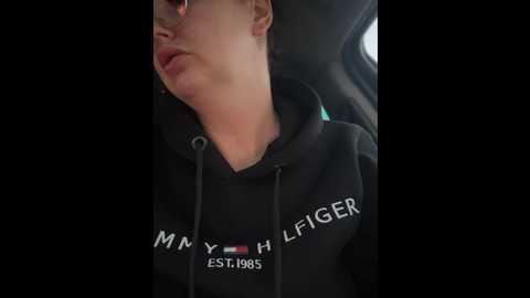 younghotmom_ @ stripchat on 20241123