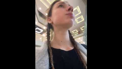 lia__love @ stripchat on 20241125