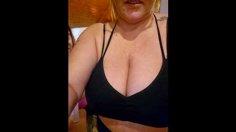 isabellaa04 @ stripchat on 20241126