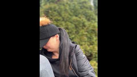 younghotmom_ @ stripchat on 20241126