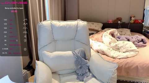 qiqi_666 @ stripchat on 20241201
