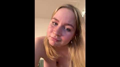 uni_chloe @ stripchat on 20241201