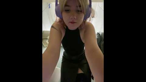 baby__naughty @ stripchat on 20241203