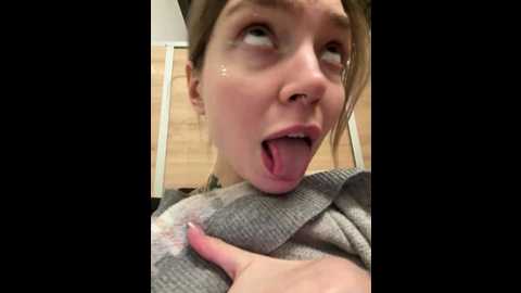 miss_elfie @ stripchat on 20241204