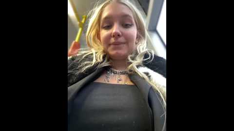 milkyy_wway @ stripchat on 20241205