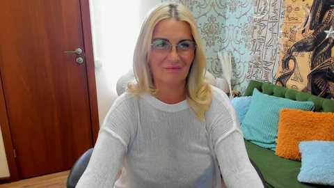 scarlett_mai @ stripchat on 20241205
