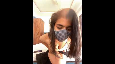 emmy_kapoor @ stripchat on 20241206