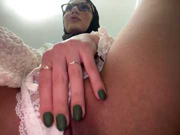 gumusguray @ stripchat on 20241206