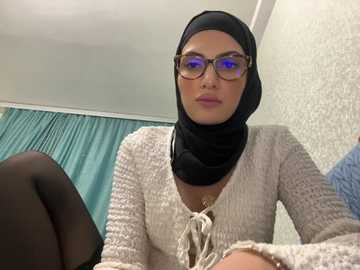 gumusguray @ stripchat on 20241206