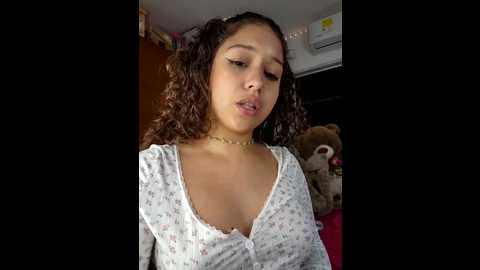 shara_dreams @ stripchat on 20241207