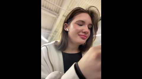 holly_molii @ stripchat on 20241208
