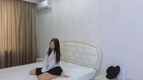 rebecca_loves_you @ stripchat on 20241208