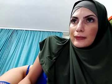 gumusguray @ stripchat on 20241209