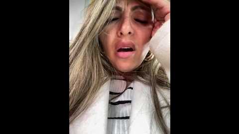 _abril_office1 @ stripchat on 20241210
