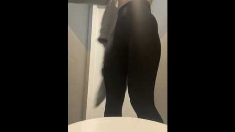 lola_tentatiion @ stripchat on 20241211