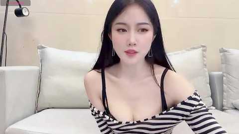 ruoling_19 @ stripchat on 20241211