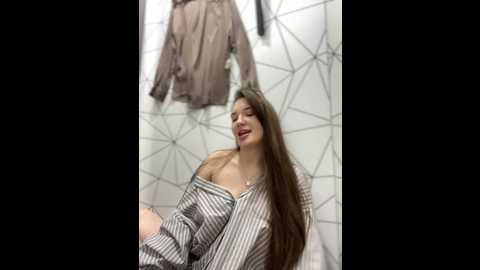holly_molii @ stripchat on 20241212