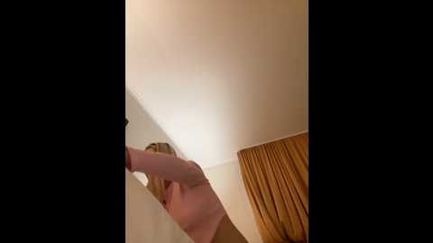 streetdoll @ stripchat on 20241213