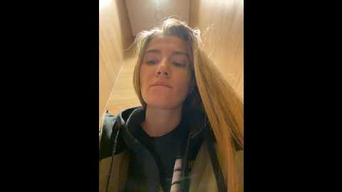 valenciashock @ stripchat on 20241213
