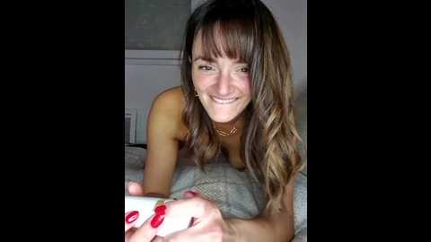 petitefee_lola @ stripchat on 20241215
