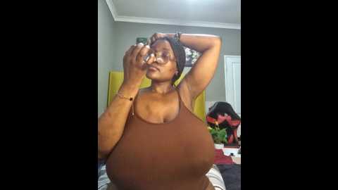 bustygoddess32 @ stripchat on 20241217