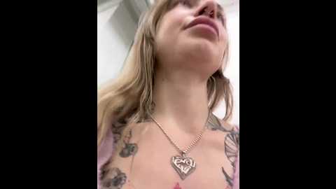 miss_elfie @ stripchat on 20241219