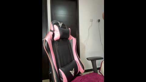 sweetmuslim01 @ stripchat on 20241219