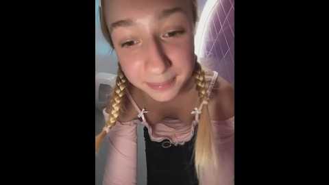 lia__love @ stripchat on 20250529