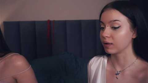 vivid_girls_vg @ stripchat on 20250608