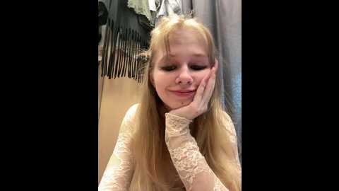 julie_bae @ stripchat on 20250611