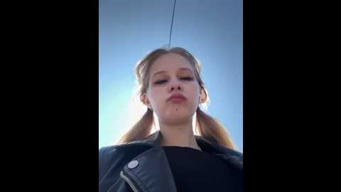 julie_bae @ stripchat on 20250614