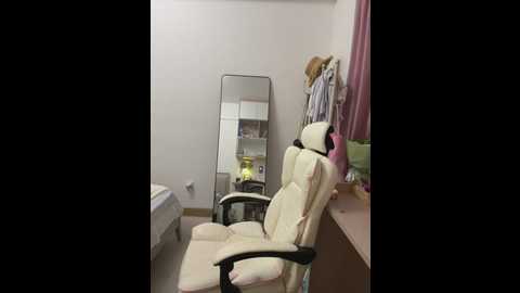 aier_x @ stripchat on 20250624
