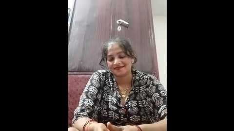 chhaya_hot