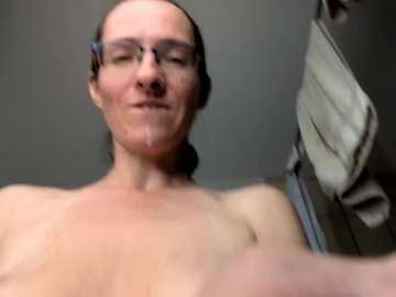 milky_hairy_mommy