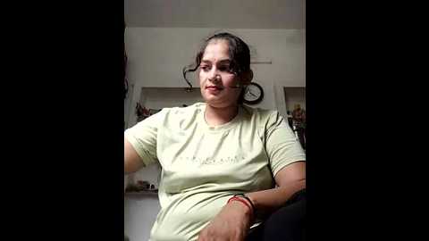 chhaya_hot