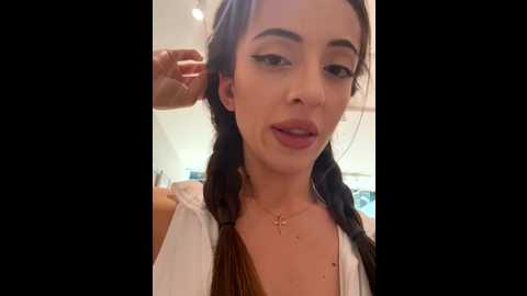 yesmoree @ stripchat on 20250713