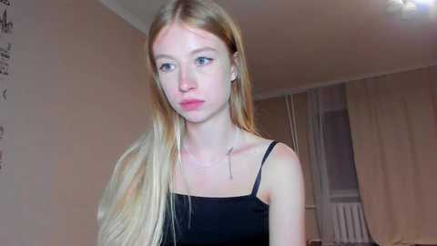minidivaa_ @ stripchat on 20250715