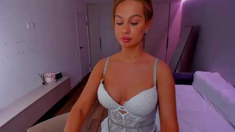 emillyfiness @ stripchat on 20250716