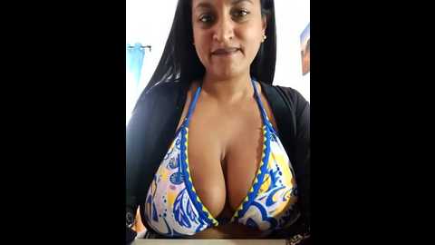 busty_ariax